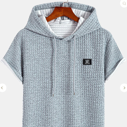 Fashionable Single Piece Top Hanging And Exploding In The Sky